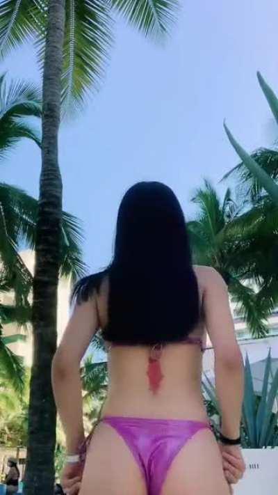 Envíen fotos de 👙bragas de sus familiares para la portada. También pueden mostrar su familia para 🖼️ foto perfil temporal de r/incesto_real