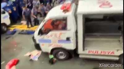 Police ram protesters at anti-US rally in Manila