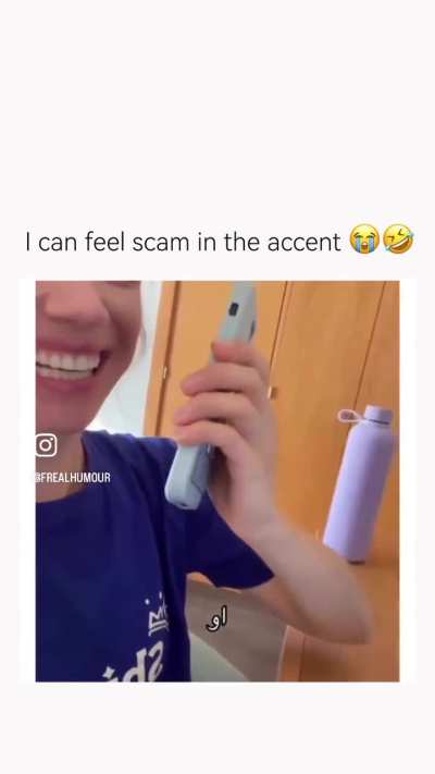 “Can you reach your card” Scammers aren’t human😂🤦🏾‍♂️