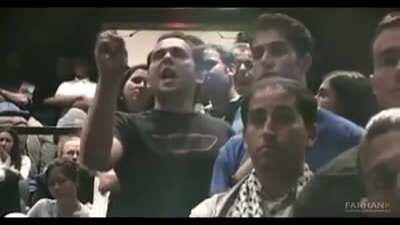 Audience member tries to paint Dr. Norman Finkelstein as antisemitic