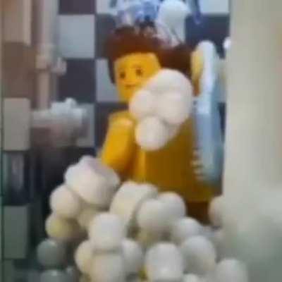 *Screams is Spanish*