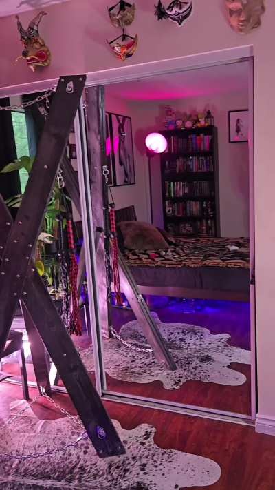 Better look at the new toy my loving man made me 🖤😍