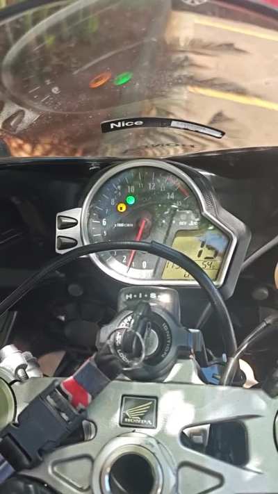 Someone knows how to fix that? Where's the speed sensor?