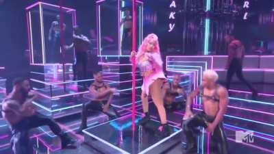 VMAs ALL JUICY MOMENTS