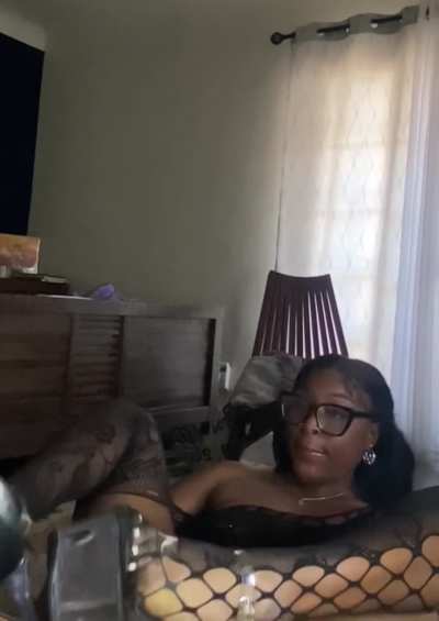 Do I look pretty in glasses?