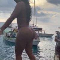 They all had a great view fr 😂