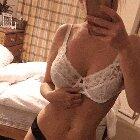 UK Jeanie can’t keep these locked down for long!! Show her appreciation for the tittydrop boys 🍆💦