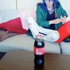 This is how you control Coke vs Mentos explosion!