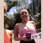 Wish I lived in her neighborhood