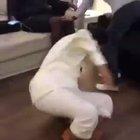 NIGGA WET تنزلق على الأرض مثل هذا DOWNLOAD NO VIRUS 😳😳