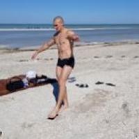 HMRB while I do a pistol squat backflip