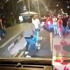 Fight at Clark Quay. Ahbeng vs Uncle.