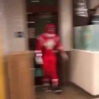 POR QUANTO VOCÊ ENTRAVA NESSA LANCHONETE