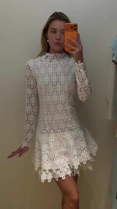 Olivia Ponton going for shopping in a dressing room