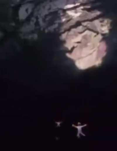 Anyone got a Kratos meme for scout diving into a cave?