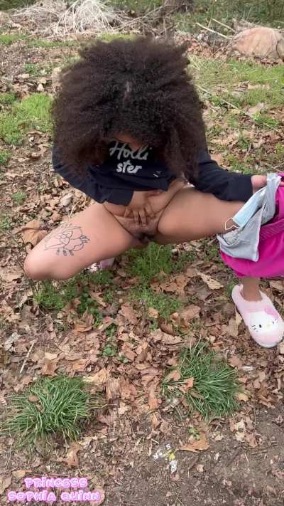 Riverside outdoor tinkle