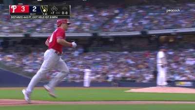 [Highlight] Realmuto takes Miley 450 dead center to make it 3-2 Phillies.