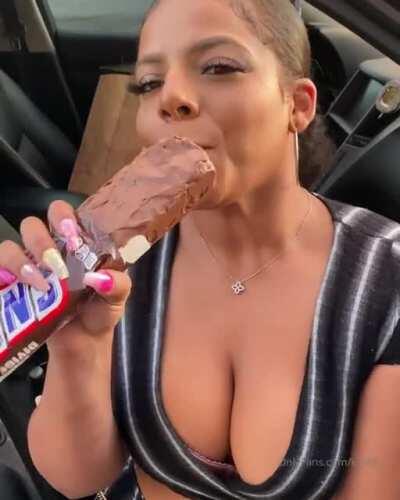 King sized Snickers