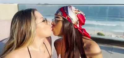 With my bigass blonde friend!!!