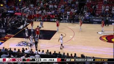 [Highlight] Caleb Martin gets critical steal on Trae up 3 to seal the game