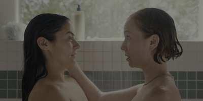 Nude Tits Lorenza Izzo, Hannah Einbinder Lesbian Sex Scene 