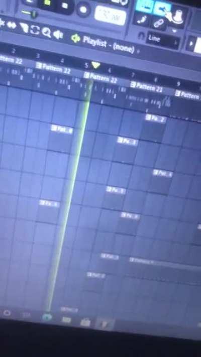 Just started this new beat what you lot reckon sorry for playing through laptop