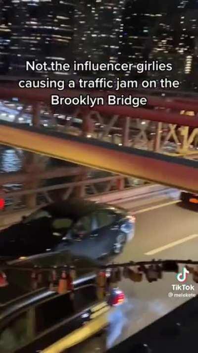 traffic jam due to influencer's photoshoot