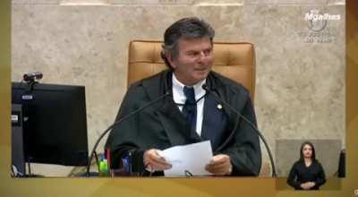 Voto impresso falha no STF e ministros brincam: 'é melhor recorrer às urnas eletrônicas, porque essas não falham'