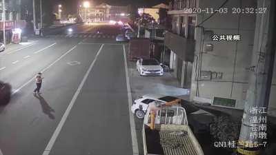 wcgw if i stop in the middle of the road, ignoring traffic