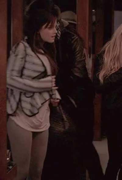 Emma Watson is eager to undress for you.