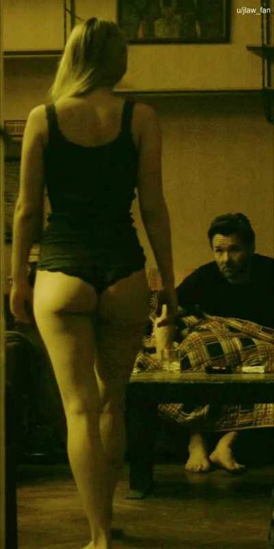 Jennifer Lawrence and her most fapped ASS on the planet