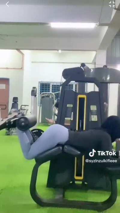 musim hujan ada yang rela nak jadi modal