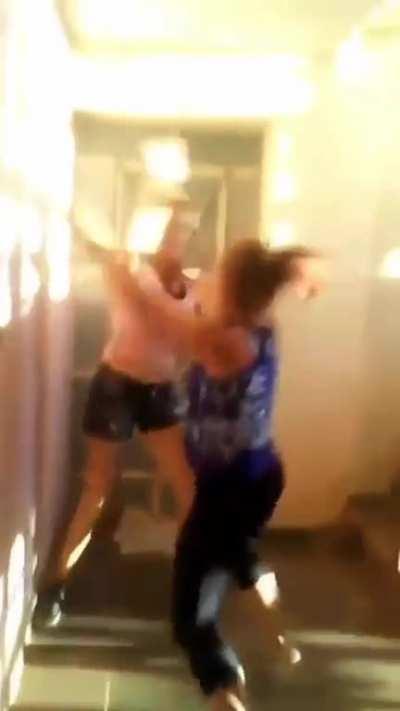 Welp, she’s definitely left handed…