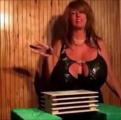 Use your gyno to your advantage like this sweet lady