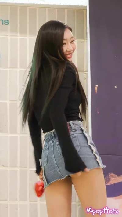 KISS OF LIFE • JULIE 'Shhh' Fancam