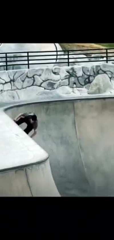 Dude's in the zone + fantastic camera work