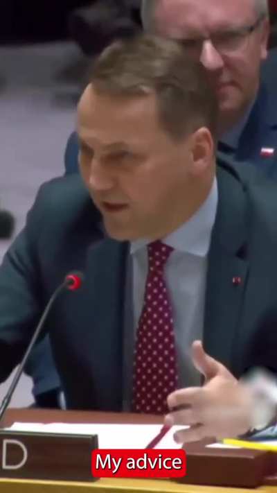 Another portion of the disassembly of the lies of the Russian envoy to the UN Nebenzi from Polish Foreign Minister Radoslaw Sikorski. This time about the events in Ukraine in 2013-2014.