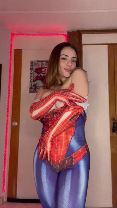 come to my room i will make you cum and throw the whole web on me 🕷️💦