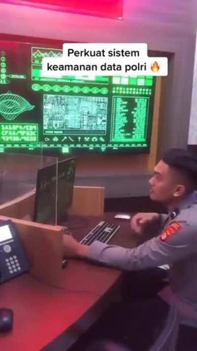 Sudah ada yang ngepost, tp ini videonya. supaya lebih jelas.