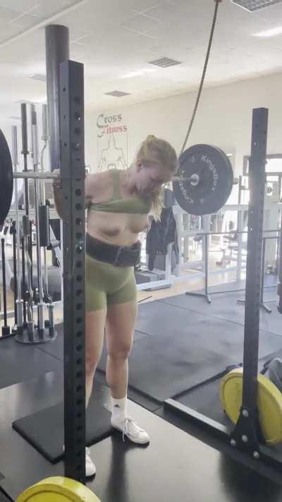 Pretty sure i've got the best tits at the gym