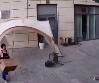 I must go my people need me