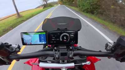 Is this one of you heteros pulling a dank whoolie?