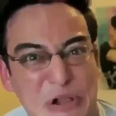 Yo cuando termina cada capítulo.