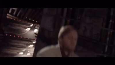 Obi Wan Breaks his legs. (V3 I did this a couple years ago too.)