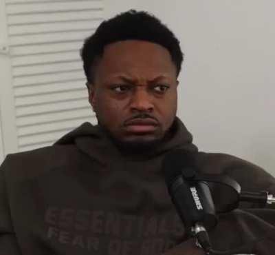 lxs q tienen la camiseta de 2pac del pull and bear: