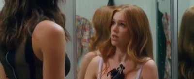 Gal Gadot and Isla Fisher in Keeping Up with the Joneses