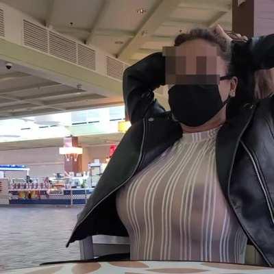 Larina MILF At The Mall Food Court