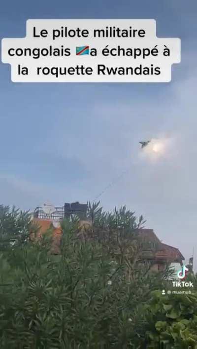 DRC Su-25 flying towards Goma is hit by a MANPADS