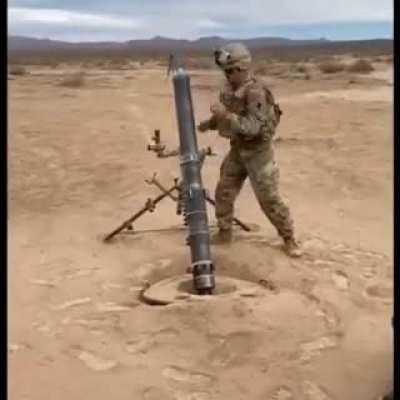 Milico qliao tira bomba 😔