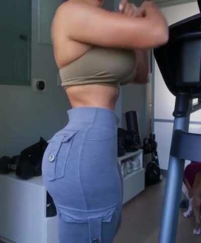 Her body😍🤤🔥